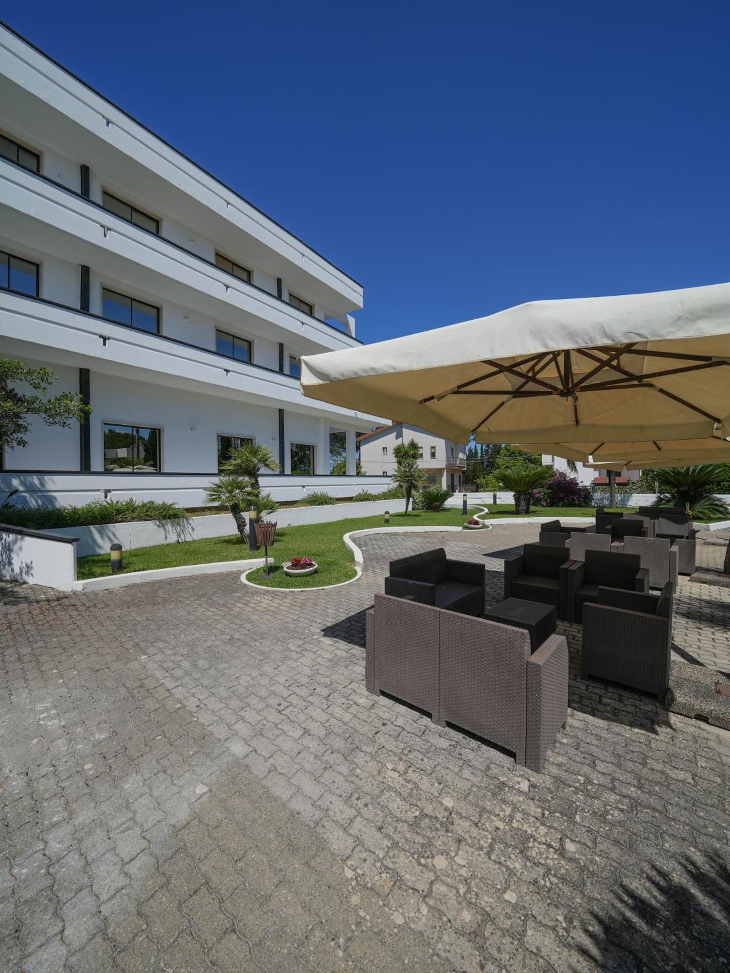 Hotel Club Clorinda Nuova Gestione 2024 Paestum Exterior foto